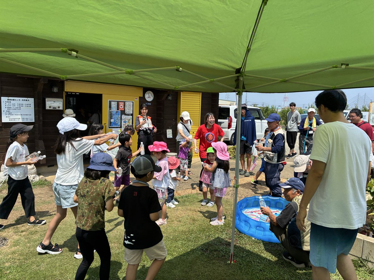 agripark_wako's tweet photo. 8月2日(日)「あそぼう！アグリの森」が開催されました。あそびの森主催で、野菜を使った3つの遊び、水鉄炮、スイカ🍉割り、七夕飾りなど楽しい時間を過ごしました。 https://t.co/GnzDzehsoo