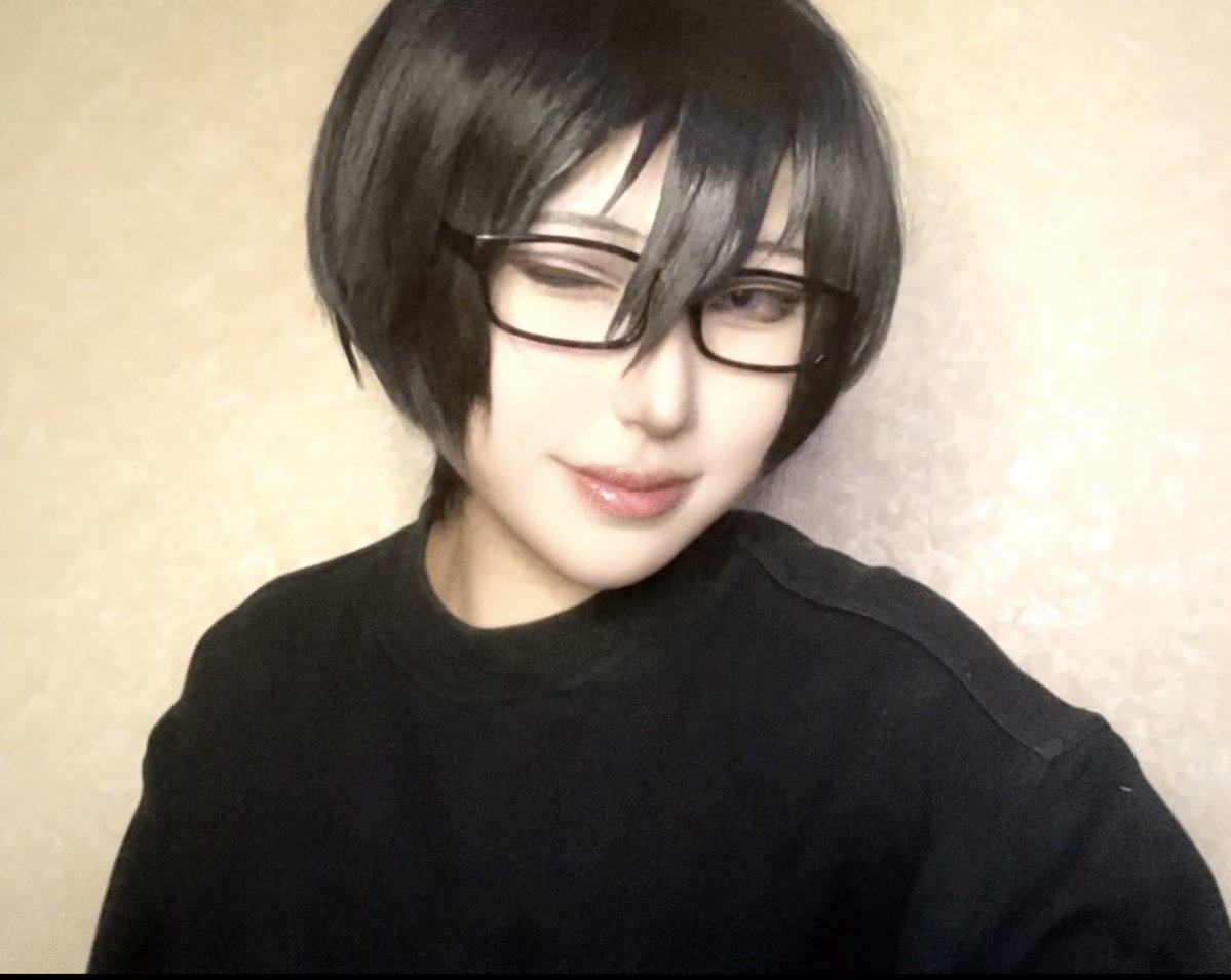 nninben's tweet photo. 👓💡cos https://t.co/tmgAogUy7R