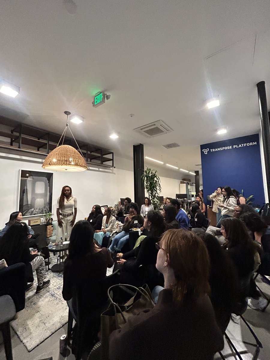 cheyoungahn's tweet photo. Something in me healed #represent #female #founders 
Thank you @transposevc https://t.co/Chx12anHgH