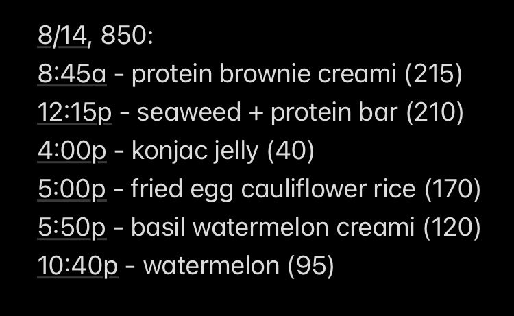 terpsichoregrey's tweet photo. ate 700g of watermelon today (i am very allergic to watermelon) https://t.co/WcS1NDGtjL