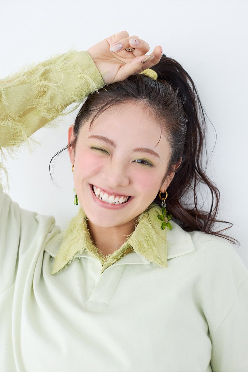 ihme_book's tweet photo. ihme表紙モデル：白河みさき
インタビュー紹介

https://t.co/gPs5qp59w5

表紙撮影のエピソードや、白河さんのパーソナルが分かる質問をたくさん紹介しています！
ぜひチェックしてみてください✨
#白河みさき https://t.co/Y2EltL0M6H