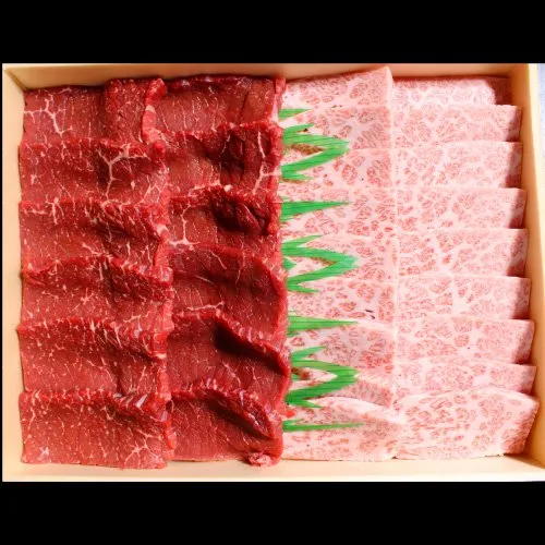 aritabokujo's tweet photo. 🎁８月のプレゼント🎁
🐮#有田牛 特上カルビ＆赤身カルビ焼肉 500g
ロース・バラ・モモの霜降りの強い部位のみを使用した焼肉用のお肉です

🆔@aritabokujo をフォローの上で🔄リポストしていただいた皆様の中から抽選で2⃣名様にプレゼント‼️
#有田牧畜産業

🎁賞品詳細
https://t.co/fwaP5WvQwZ https://t.co/iRPF9vO7Wr