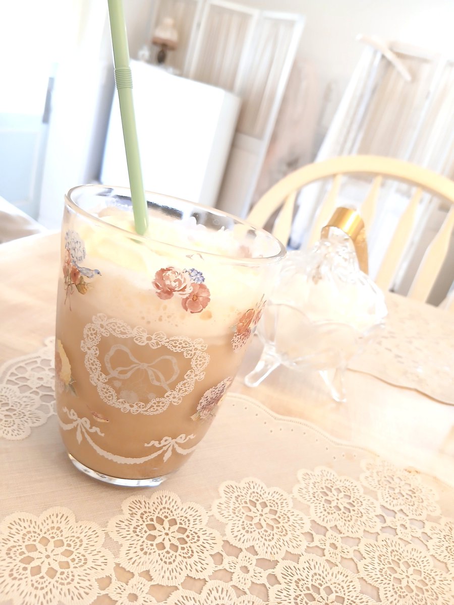 0929atsuko's tweet photo. ホイップアイスラテ♡ https://t.co/vaa3bjn5V8