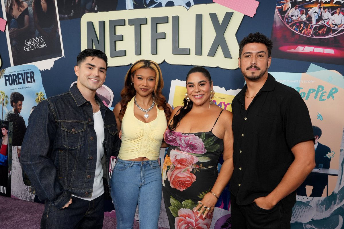 netflix's tweet photo. a little On My Block reunion for the timeline!!! https://t.co/Sc4MOvzygE