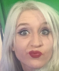 TGWTSG's tweet photo. @MadamSavvy It is weird how you stopped posting pictures without filters after you started getting noticed by right-wingers #MadamSaggy https://t.co/j6N2oXnCjI