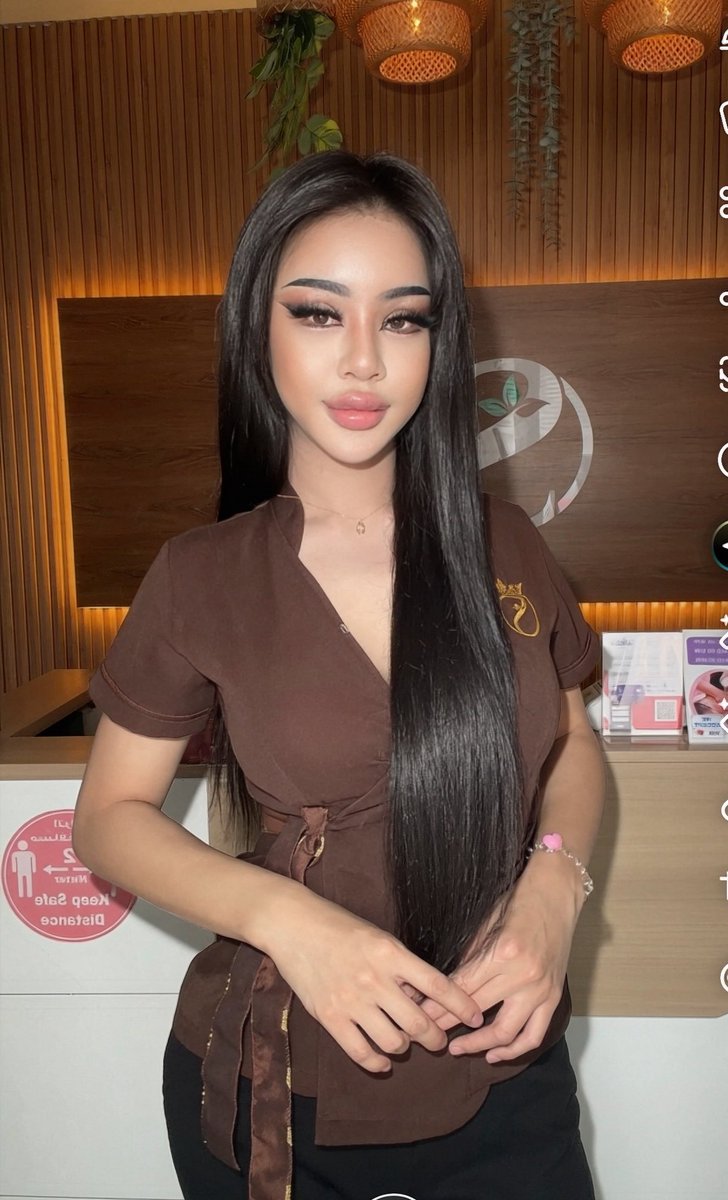 aerixnec's tweet photo. #dubai 
#ladyboydubai https://t.co/11eJOyztVV