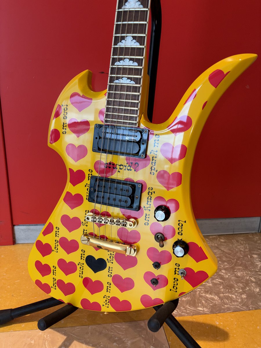 FERNANDES / Burny / MG-145S Heart Yellow hide Model [3.33kg