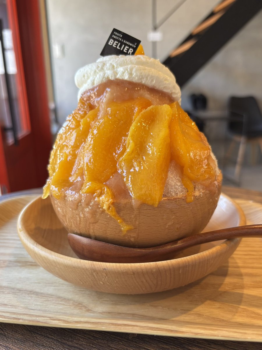 Reabell's tweet photo. ももかき氷🍧
今日は黄色い🍑の日でした😊
めーっちゃ美味しかった✨
#桑名かき氷街道2026
#belier https://t.co/r59nsa6yjA