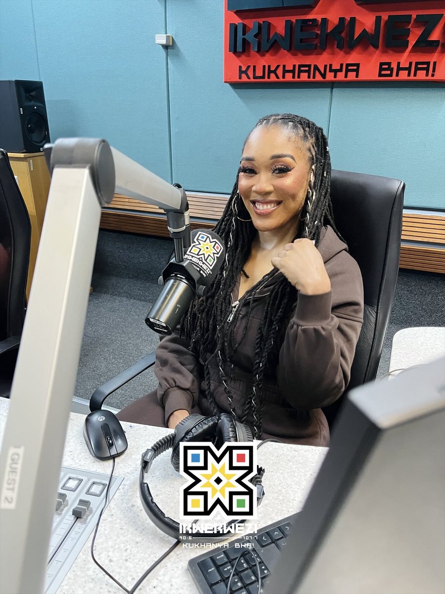 Ikwekwezi_FM's tweet photo. 📸IN PICTURES// #FameFriday no Lady Zamar   🎉✨ 

#Sivukile629 https://t.co/z5h4P5JC45