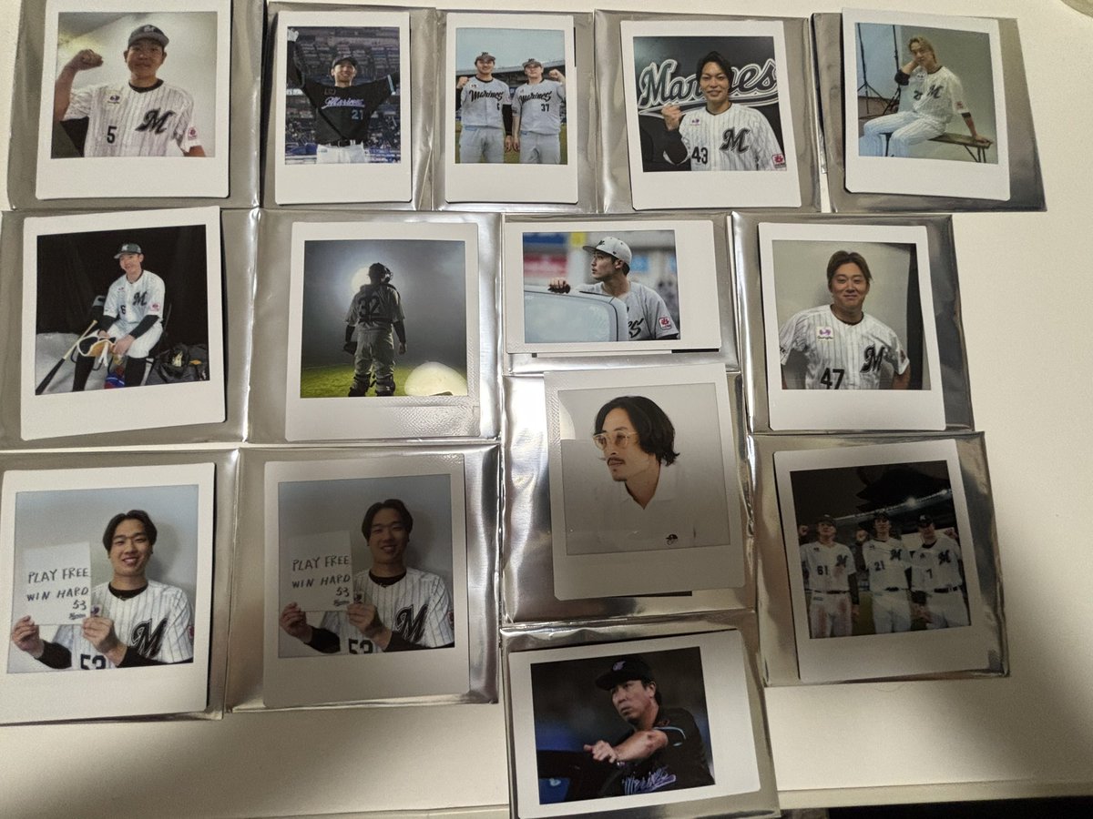 yu171173's tweet photo. 千葉ロッテマリーンズ
シークレット チェキ
求▶︎定価
譲▶︎画像
お気軽にお声掛けください🙇‍♀️
#chibalotte
#マリーンズガチャ https://t.co/gHLsujiJ5p