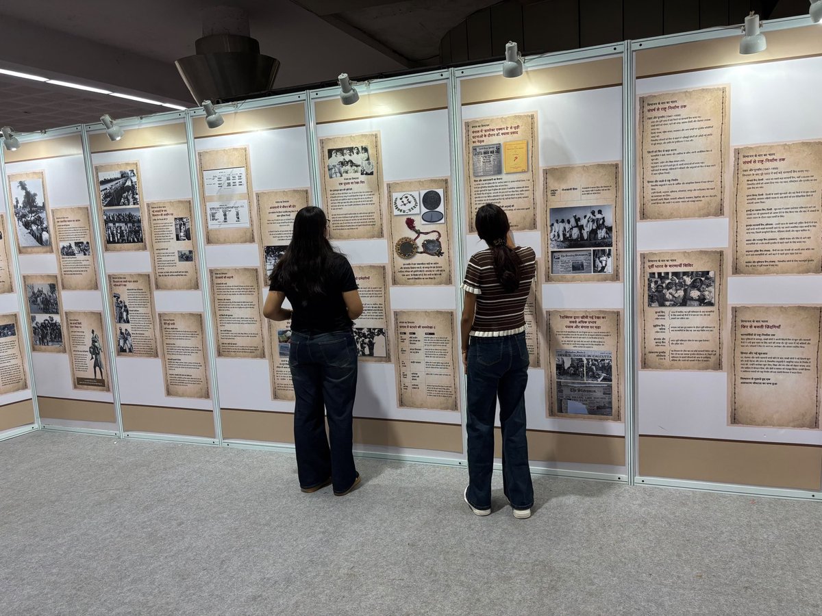 Dtidc_limited's tweet photo. On #PartitionHorrorsRemembranceDay, we remember those who endured the struggles and sacrifices of Partition
The #PartitionHorrors exhibition at ISBT Kashmere Gate honours their stories and resilience
#VibhajanVibhishikaSmritiDiwas #DTIDC @CMODelhi @MinOfCultureGoI @TptDeptDelhi https://t.co/6pG86qvVjm