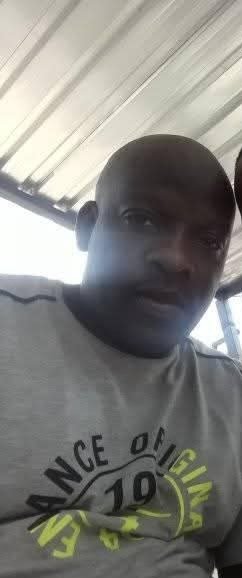 iamorapeleng's tweet photo. I'm looking for this guy, whoever knows him please DM me. https://t.co/ccH7lbQMDI