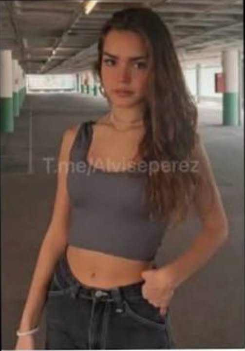 pepeluspain's tweet photo. A esta hija del Puto Amo....hay que aclararle la diferencia entre un trabajo penoso y un trabajo que da pena
Que se lo pregunte a la pentaimputada de su madre. https://t.co/AjLmgPMUPA