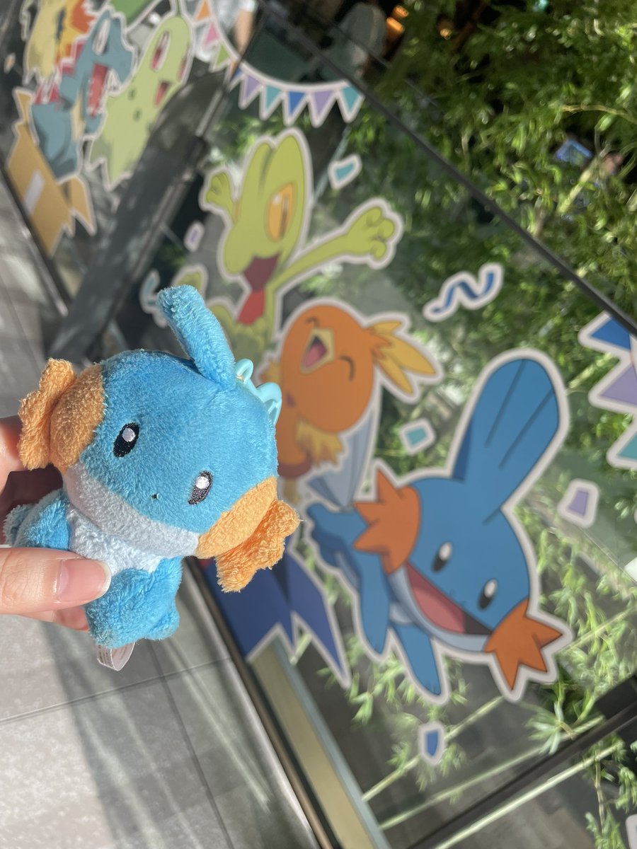 morobito54rite's tweet photo. 健康診断のついでに大井町トラックス‼️
もろびとが最も誇るステータスが視力なんですが、結果は今年も両目裸眼1.5、まだまだいけます https://t.co/snzrdMREKf