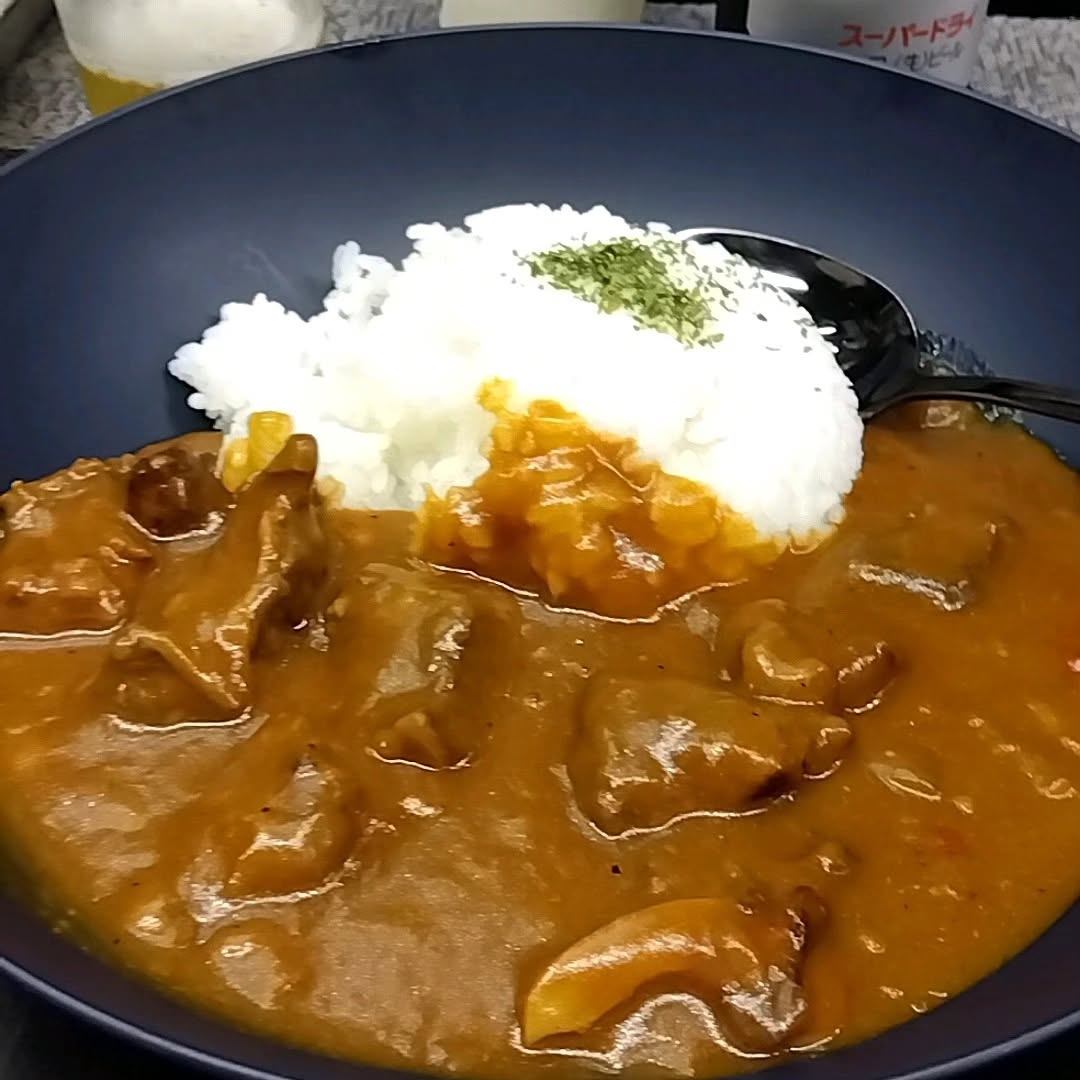fm787's tweet photo. 23:00～24:00は「よろず呑み喰い帖Ⅱ」

今夜の よろず呑み喰い帖Ⅱ は神戸、神戸、梅田、神戸。ビリー・ジョエル。
長田ぼっかけ、元町隠れ家イタリアン、サッポロ黒生専門店、安すぎカレー屋さんでランチビール等々

一日の終わりを無駄に過ごしたい貴女貴方に聴いて欲しい

スマホ・タブレット端末で聴く方は無料アプリ「#レディモ」をご利用ください
https://t.co/p0yK7vbJDW

PCはこちら
https://t.co/Og12Z2Ka7O

#さくらFM #兵庫県 #西宮市 #コミュニティFM