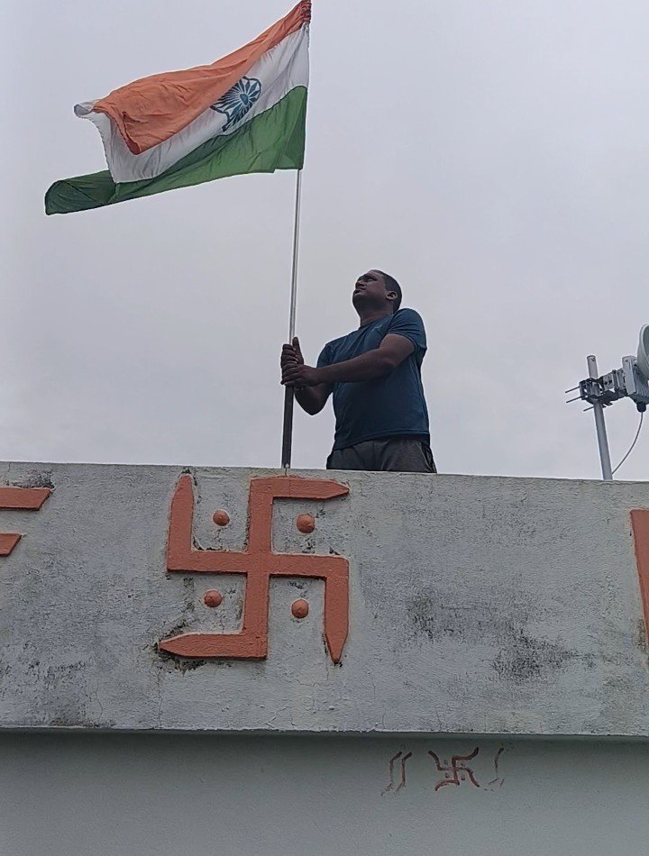 pradosh4india's tweet photo. ବିଜୟୀ ବିଶ୍ୱ ତୀରଙ୍ଗା ପ୍ୟାରା, ଝଣ୍ଡା ଉଞ୍ଚା ରହେ ହମରା.🇮🇳 #HarGharTiranga  #HappyIndependenceDay  2026  #Bharat Jai Hind https://t.co/vVxTVwpPtW
