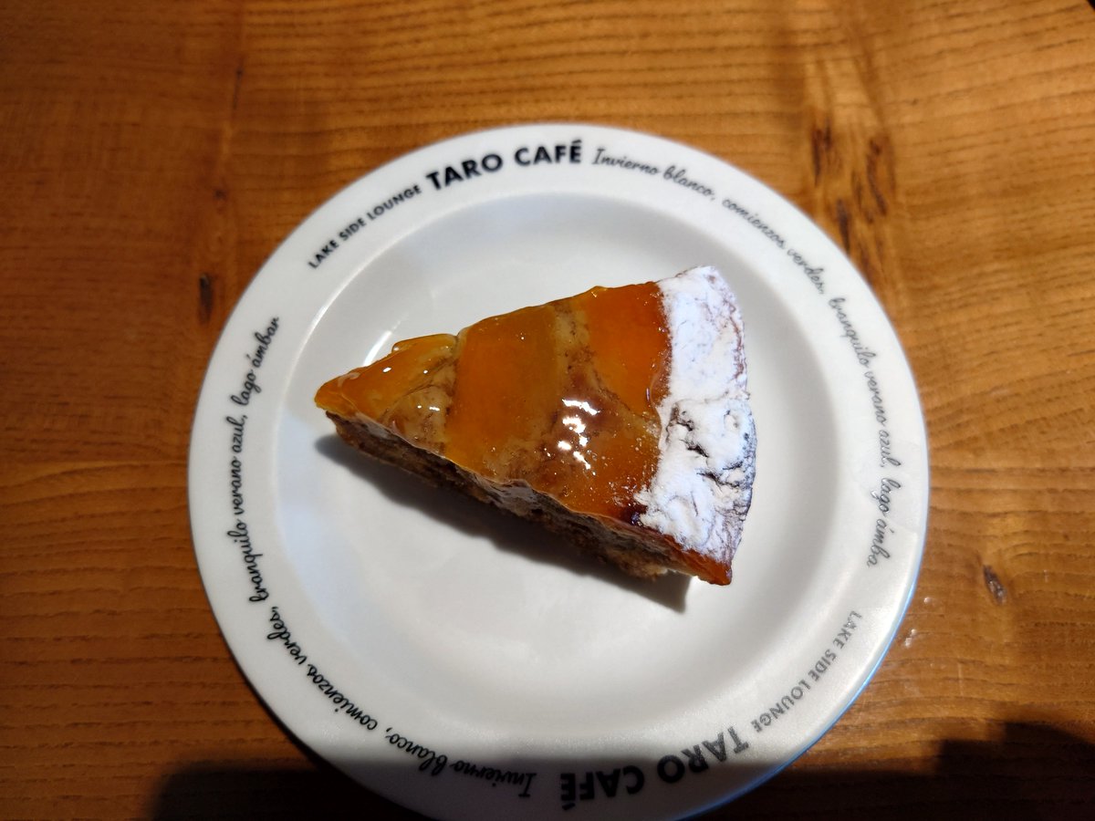 Graceful_alfee's tweet photo. 数年ぶりにお気に入りのひとつであるTAROCAFEへ。福島県猪苗代湖近くにあります。杏のタルト、スパムサンドウィッチ、コーヒーを堪能したよ☺️
#TAROCAFE
#猪苗代湖畔 https://t.co/I6U6m7aD56