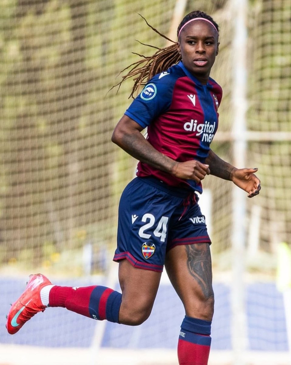 IamBerry29's tweet photo. Secondo vari media internazionali, la @ACF_Womens avrebbe chiuso (o sarebbe in procinto di chiudere) con l'attaccante Yvonne #Chacon: colombiana 28enne proveniente dai @theChicagoStars con esperienze in Spagna (Levante e Valencia)
#calciomercatodonne https://t.co/ThcH3mh3Cz