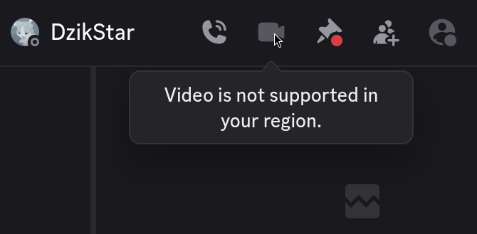 WumpusCentral's tweet photo. 🇧🇷 Discord Prepares "Video Guard" Kill-Switch Following Brazil Streaming Ban

Following an urgent order from Brazil’s data protection authority (ANPD) to suspend livestreaming across the country, Discord developed an emergency kill-switch called "Video Guard."

This feature allows Discord to instantly restrict all video capabilities including "Go Live", screen sharing, webcams, and video decoding based on user geolocation.

Voice and text channels remain fully functional.

No confirmations yet if VPNs will allow avoiding it or Discord will track older user location history.