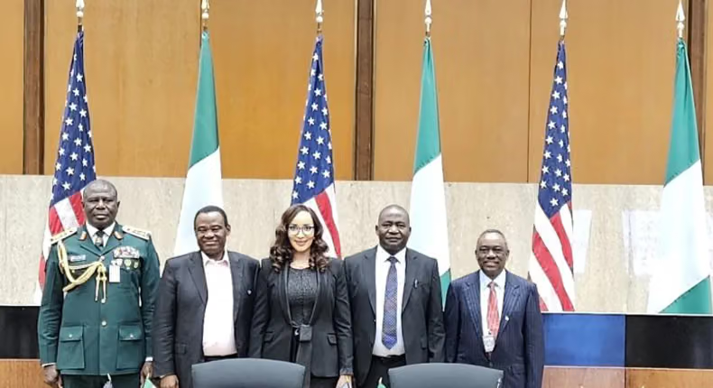 BusInsiderSSA's tweet photo. US🇺🇸, Nigeria🇳🇬 resume talks over Nigeria’s ‘Country of Particular Concern’ status

The United States🇺🇸 and Nigeria🇳🇬 have resumed high-level discussions over Nigeria’s designation as a “Country of Particular Concern” (CPC), with Washington pressing for stronger action to protect religious communities and address persistent violations of freedom of religion or belief.