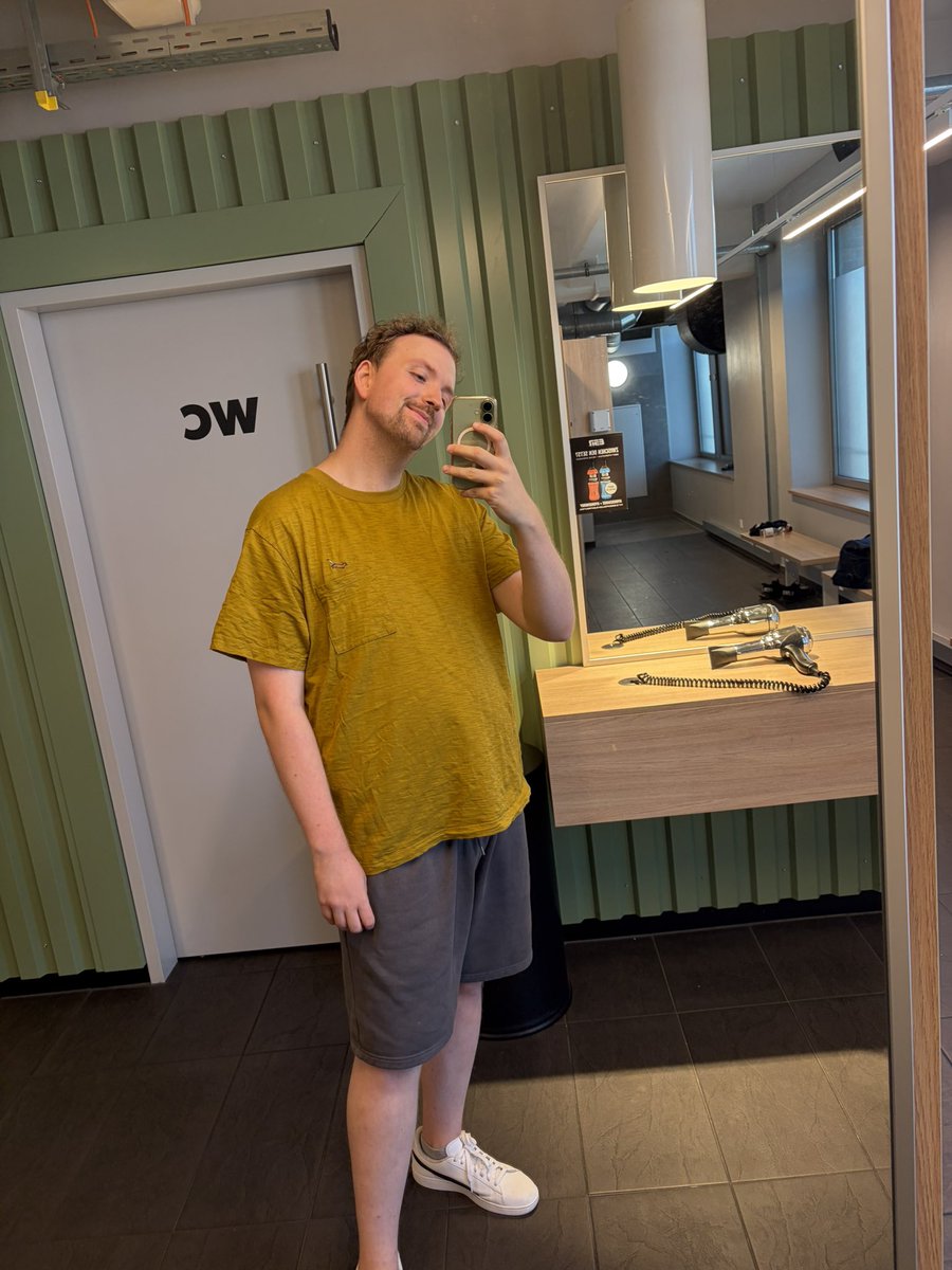 hufflemarv's tweet photo. Gym für heute auch geschafft https://t.co/AqWLcvfOIR