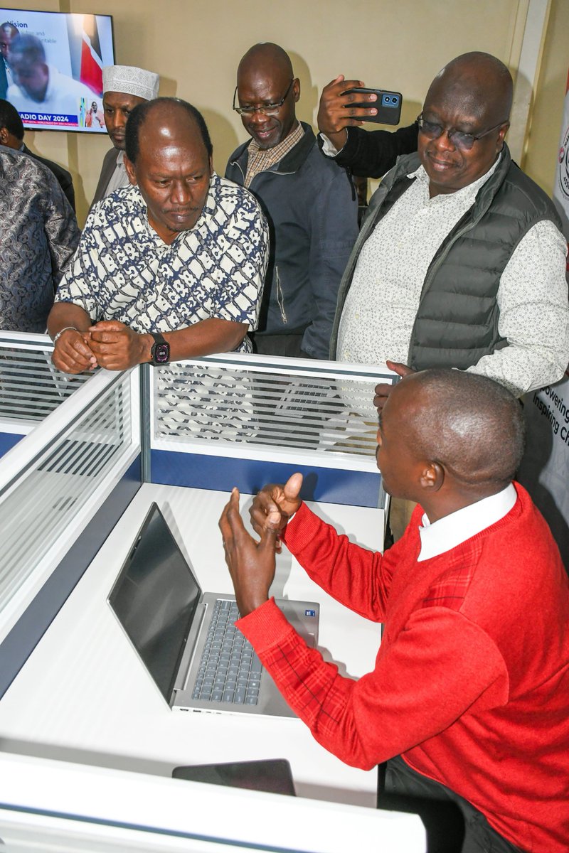nkrjournalists's tweet photo. Members of Nakuru Journalists Association at the launch of the Nakuru Media Lab by @CSICT_KE
@MediaCouncilK https://t.co/6z3Wz78bQs