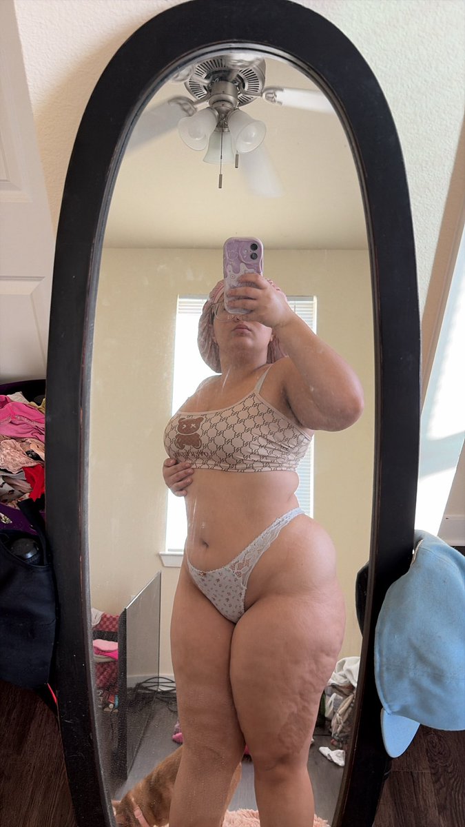 amookayy's tweet photo. #thick #lightskin #pics #bbw #fatass https://t.co/hdFHV7IjUr