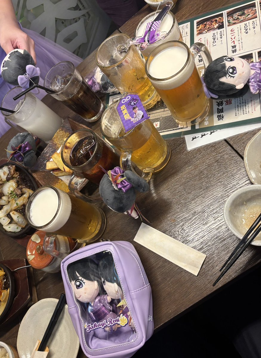 RENI_SIO's tweet photo. れにちゃんサイコー!!!!
カンパーイ🍻
#おもしれー女(やつ)
#33SAMBA 🦋
#ボンボンDANCE 🏮 https://t.co/i3reBYYXc7