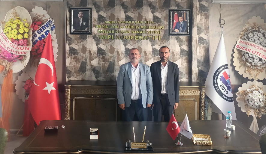 Isabucak6363's tweet photo. Kooperatifimizi ziyaret ederek bizleri onurlandıran DEM Parti Şanlıurfa Milletvekili Sn. @FeritSeny  nazik ziyaretleri ve ilgileri için teşekkür ederiz. https://t.co/CsYTdnoeDN