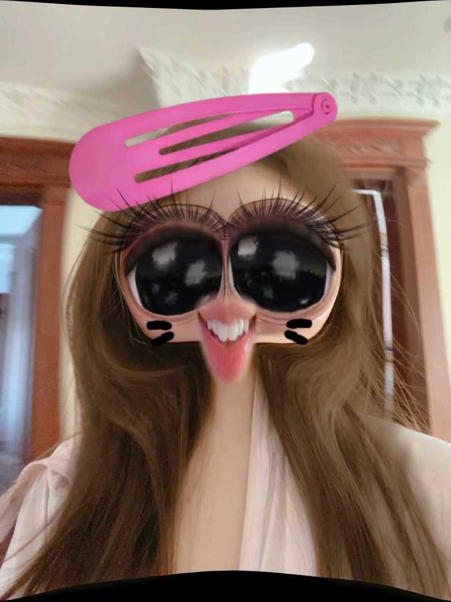 thaolovesu's tweet photo. Bà các cháu năm 25t =))) https://t.co/tH8HR2u4ZR