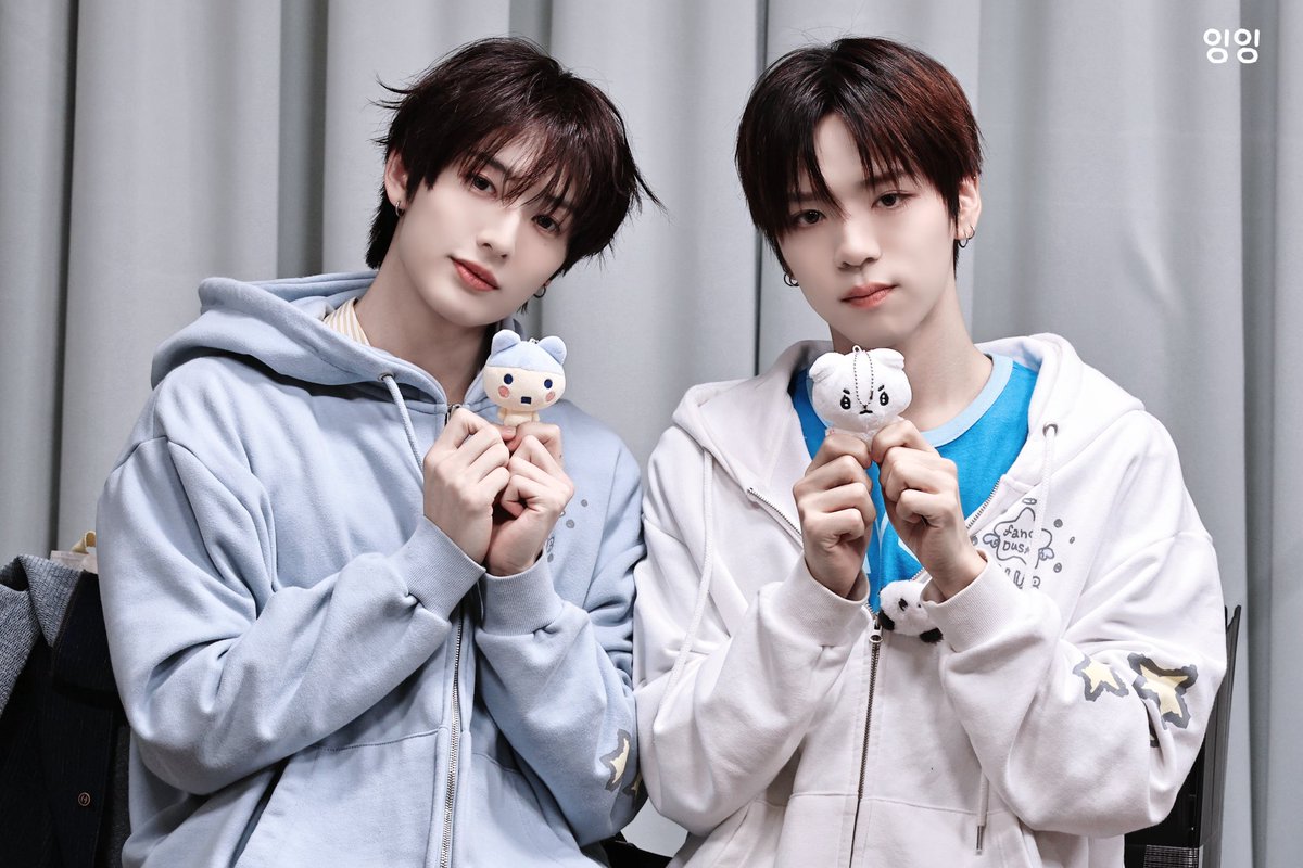 noelhaze02's tweet photo. 260813 
🐰🐻&amp;🩵🤍

#현준 #준표
 #누에라 #NouerA https://t.co/YwiaDB3Kj1