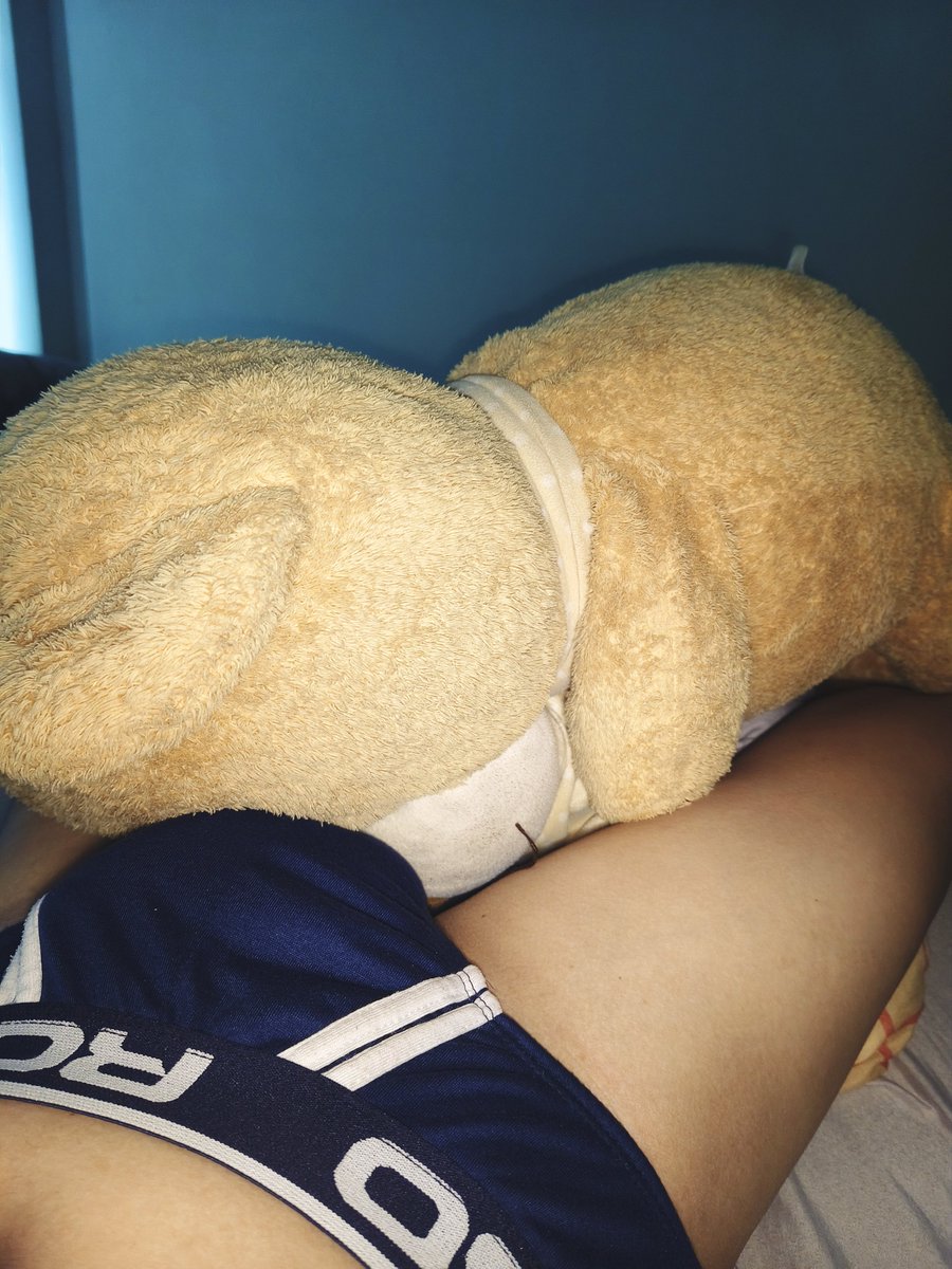 pollga99's tweet photo. อากาศตรงนั้นมันเป็นยังไง...หมีน้อย..อิอิ..🐻🐻 https://t.co/cftZ8Zi8G2