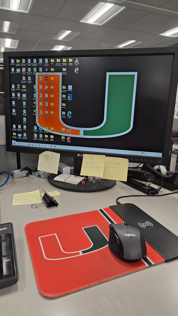 Dark_Knight_295's tweet photo. @DanielCane1970 @PolkCane No one wants to be defined by their worst moment and I won't do that to you. 1-0. Go Canes. #6

I live in L'ville and work in southern Indiana. Everyday I'm repping the U. If you come to my desk, you know what's up.  Lol https://t.co/pKc4AyqKE5