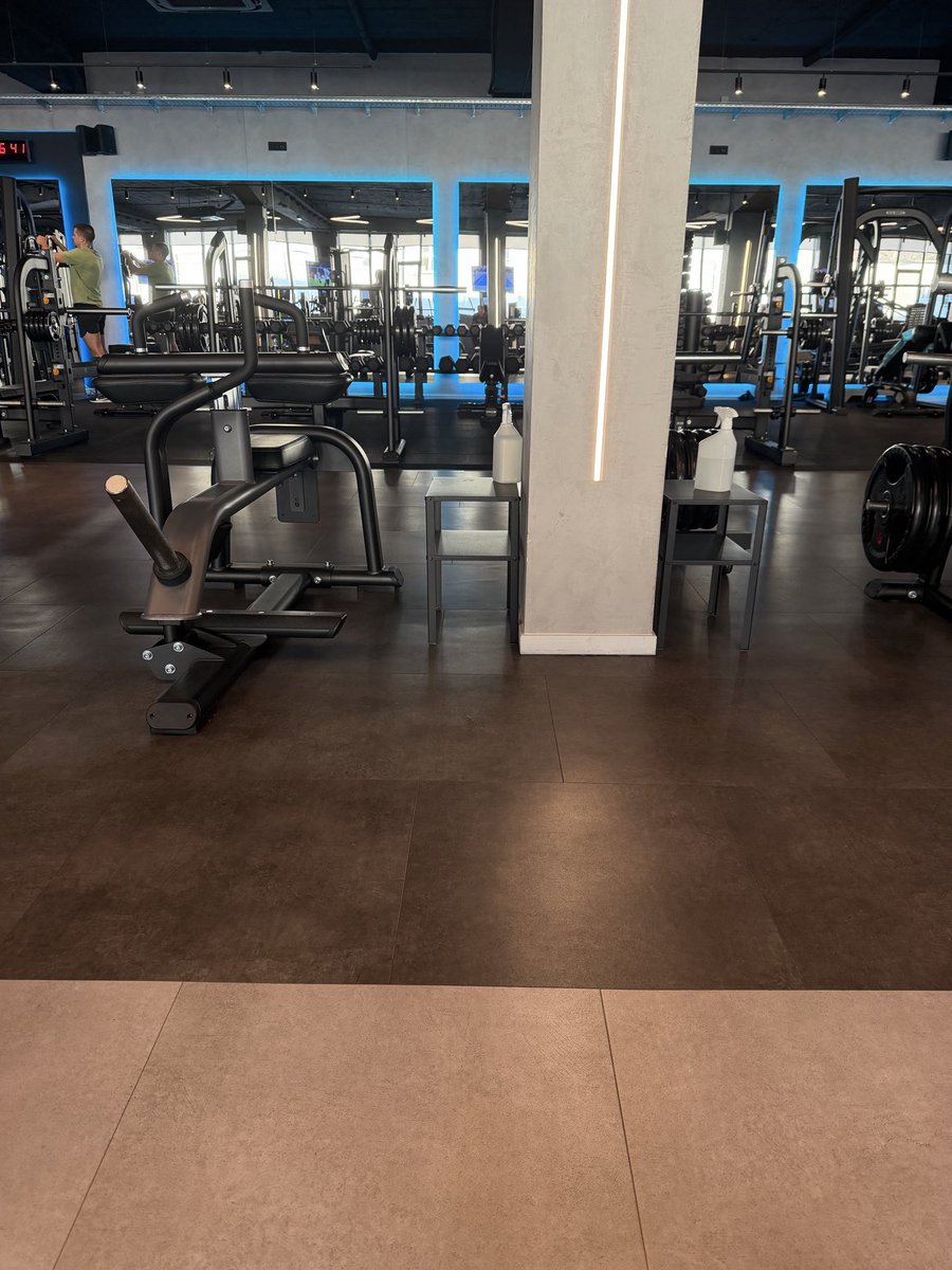Arto023's tweet photo. #gym #morning https://t.co/zNtYMIDkgc