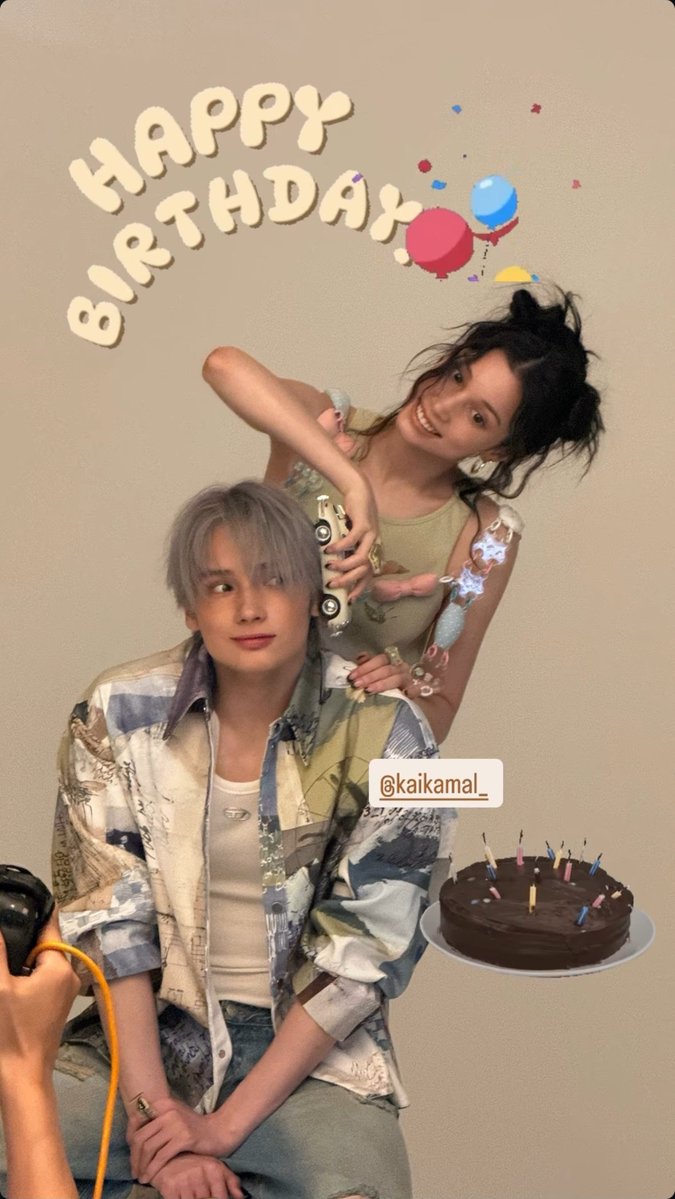 flowerhiyyih's tweet photo. hiyyih instagram story with kai 🥹 https://t.co/5My8To0jUV