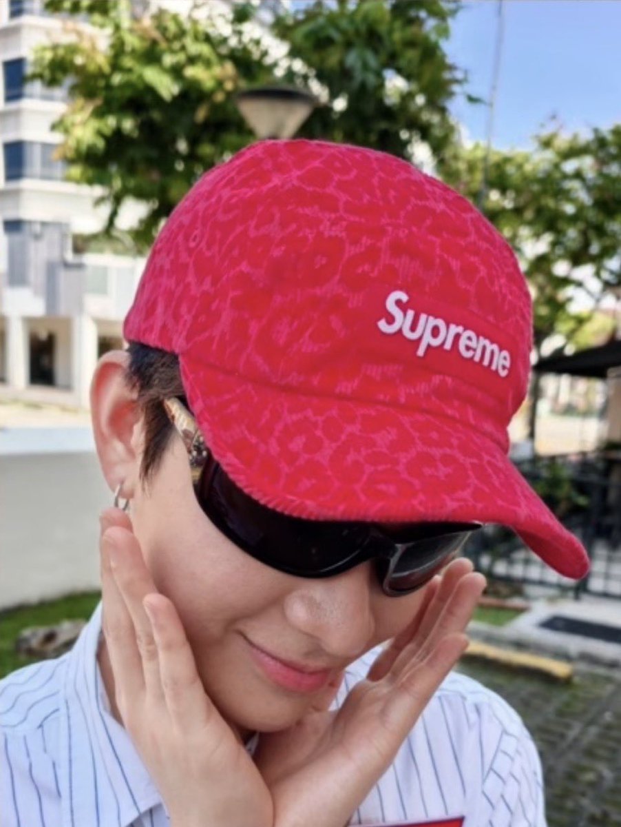 Cherithai26's tweet photo. ความสวยงาม ถูกต้องนะน้องนะ 

#THAIchayanon
#BUSTRIP_SingaporeEP1 https://t.co/VbXOeiaP21