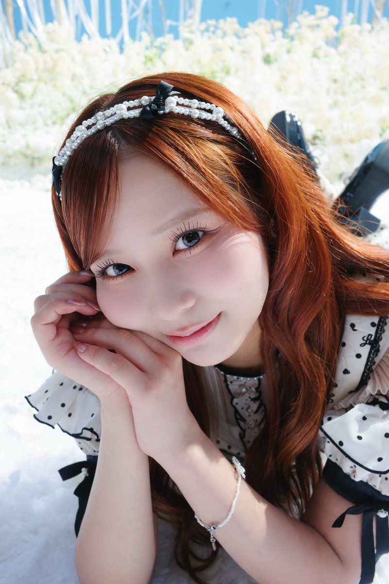 hana_oba's tweet photo. ＝LOVE 21st single

『 恋、はじめました。 』

MV公開です 🐻‍❄️🫧☁️

⇢ https://t.co/ayj2uNdNxm

王道ど真ん中の最高アイドルソング🤍
私やっぱり君じゃなきゃ、やだよ！

#イコラブ #恋はじめました https://t.co/V9DNib0Mkv