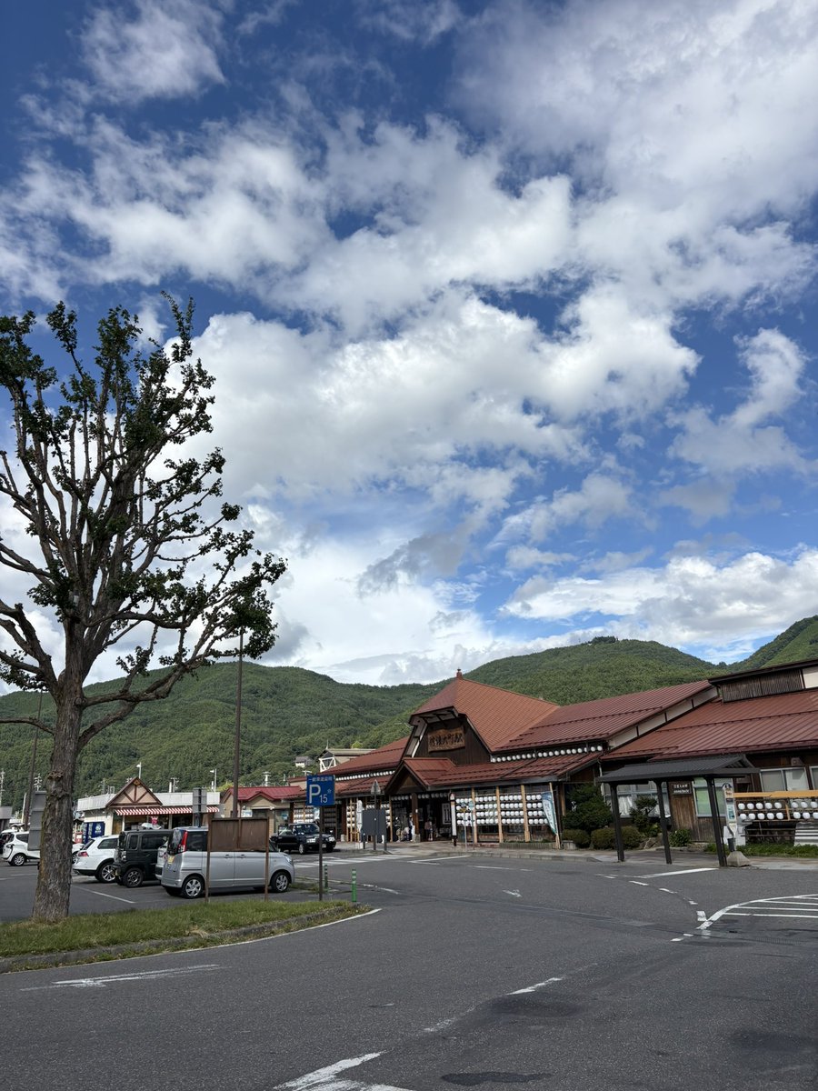RainbowDriveInn's tweet photo. 昨日あずさ5号で松本経由
信濃大町まで移動😙 https://t.co/pkjqVSVkS4
