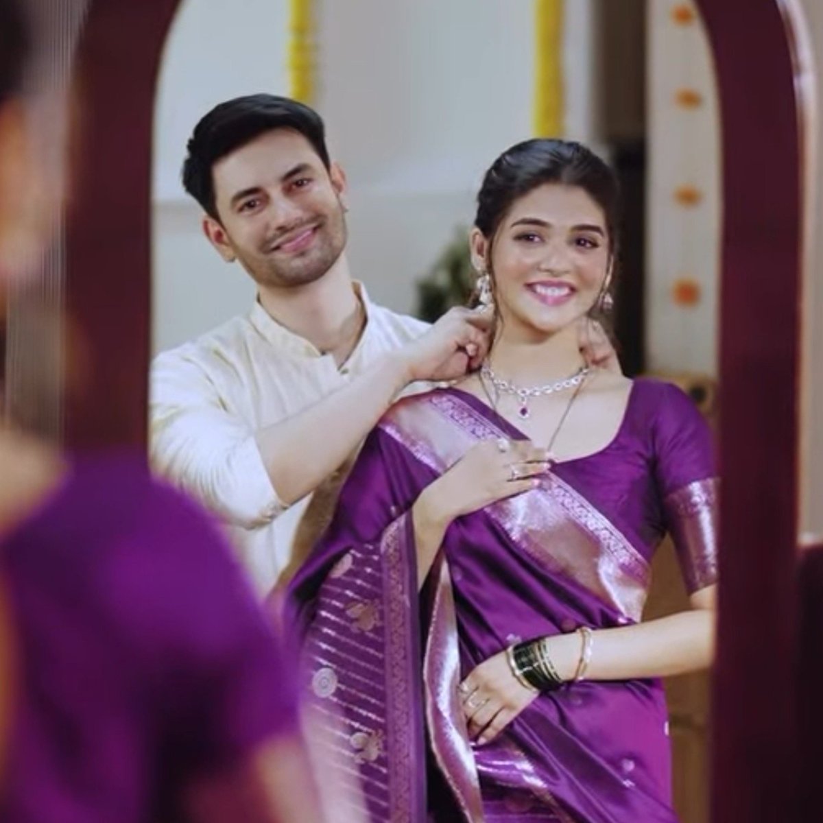 lomlgirlee's tweet photo. Anurag and Durga in another universe 💜
#pranalirathod #aashaymishra #DuAn https://t.co/7jL89eUaFH