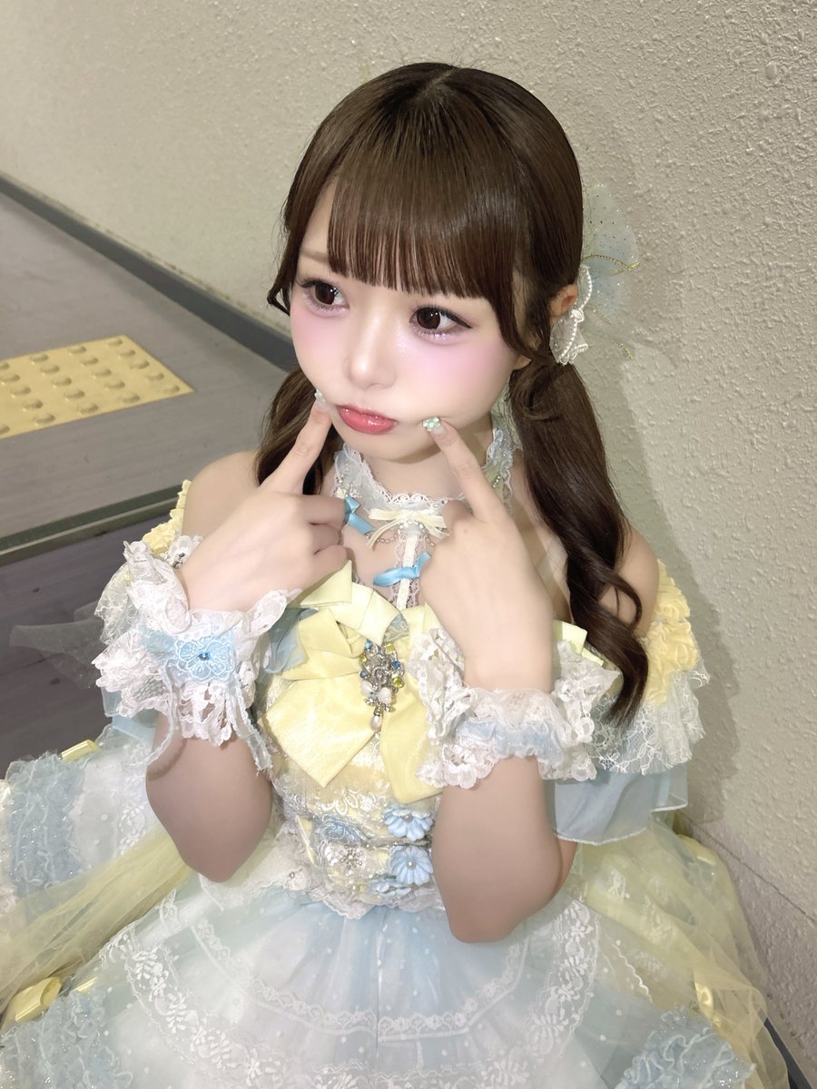 one_sayaka's tweet photo. 可愛いほっぺに釘付けやろ〜( ꜆ .  ̫ . ꜀ ) https://t.co/aylbRQtJbg