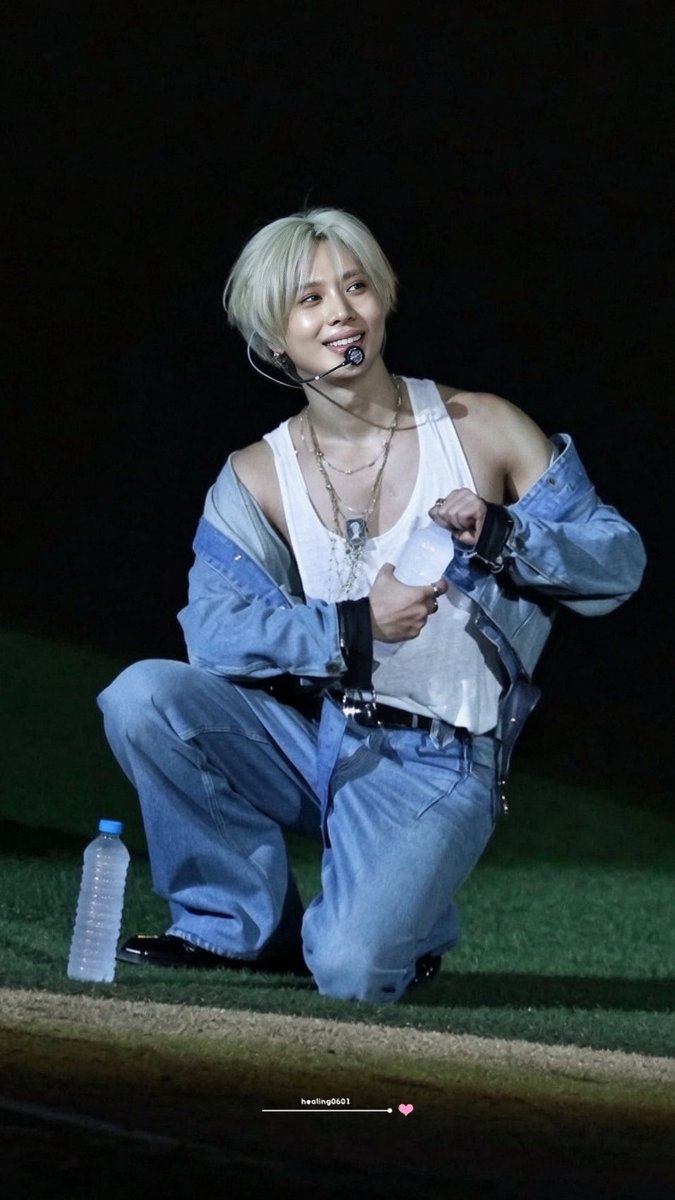 eternaltm0718's tweet photo. 내 원앤온리 에이스 태민이
솔로 데뷔 12주년 축하해ꯁ

#TAEMINSoloDebut_12th
#태민아솔로데뷔12주년축하해 https://t.co/t4AoJDEiTm