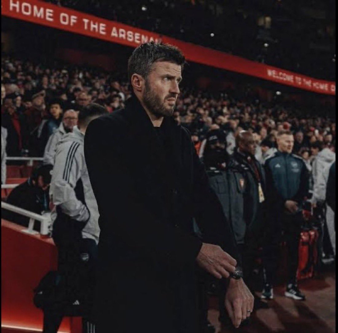 UTDTrey's tweet photo. This man got us 3rd place, Champions League football &amp; destroyed all our rivals in just 5 months yet we repay him by not backing him in the transfer window 

I feel bad for him, this club ain’t ready to compete 💔 https://t.co/pouR6S7Kv8
