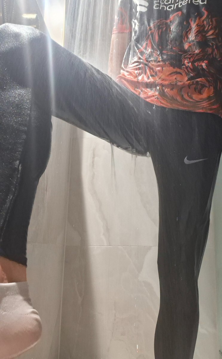 GearboyCash's tweet photo. #wetgear #shower #soaked #wet #sportswear. Time to clean up the mess. 💧 https://t.co/URT8smCC13