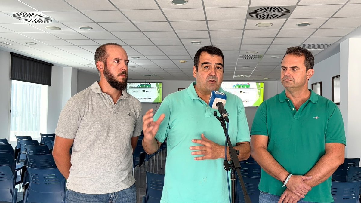 La_COAG's tweet photo. 5/ Cuando ves el precio del ketchup en el súper, hay una guerra, un estrecho y un agricultor español detrás. Nosotros no vamos a mirar para otro lado.

🔁 Comparte este hilo. Cuanta más gente lo entienda, más presión hay para actuar. https://t.co/d5QLwXfoR8