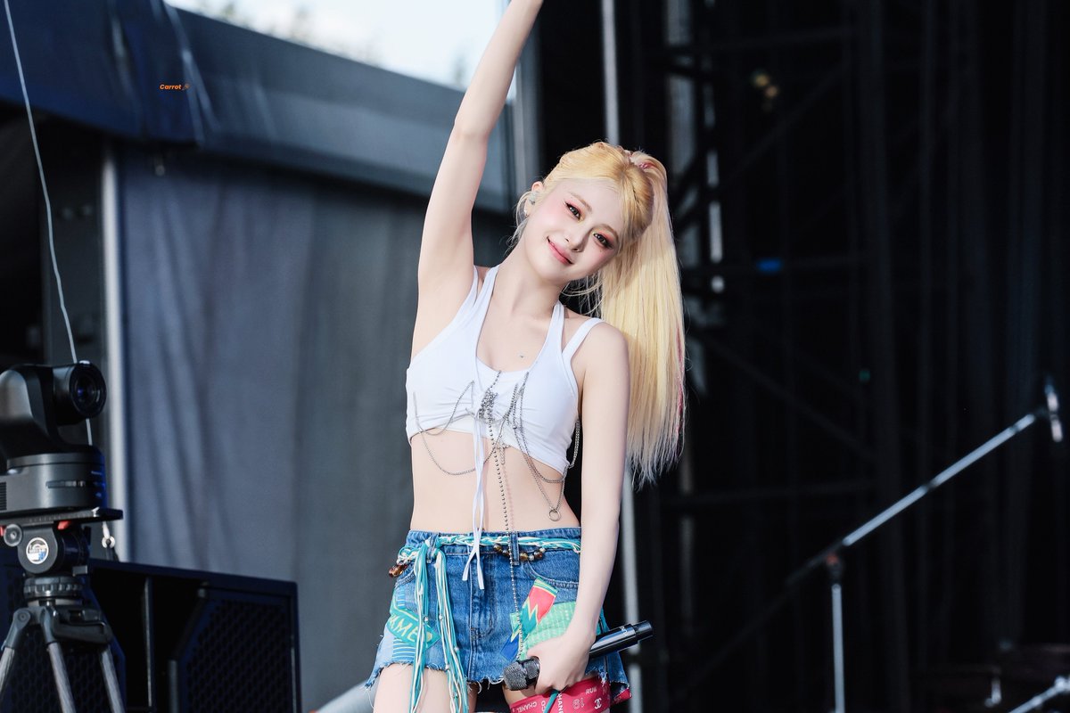 carrot_hyj's tweet photo. 260814 summer sonic👱🏻‍♀️

#르세라핌 #LE_SSERAFIM 
#허윤진 #HUHYUNJIN #윤진 #ユンジン https://t.co/V5xF3bWSxN