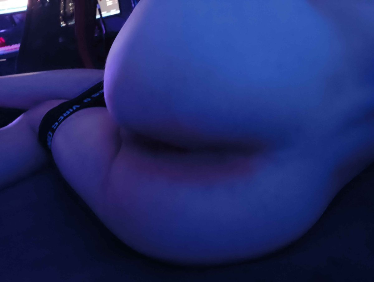 dathgiev's tweet photo. ass friday or something

#femboy #furrynsfw #nsfwtwt https://t.co/1Lp2dKHPgT