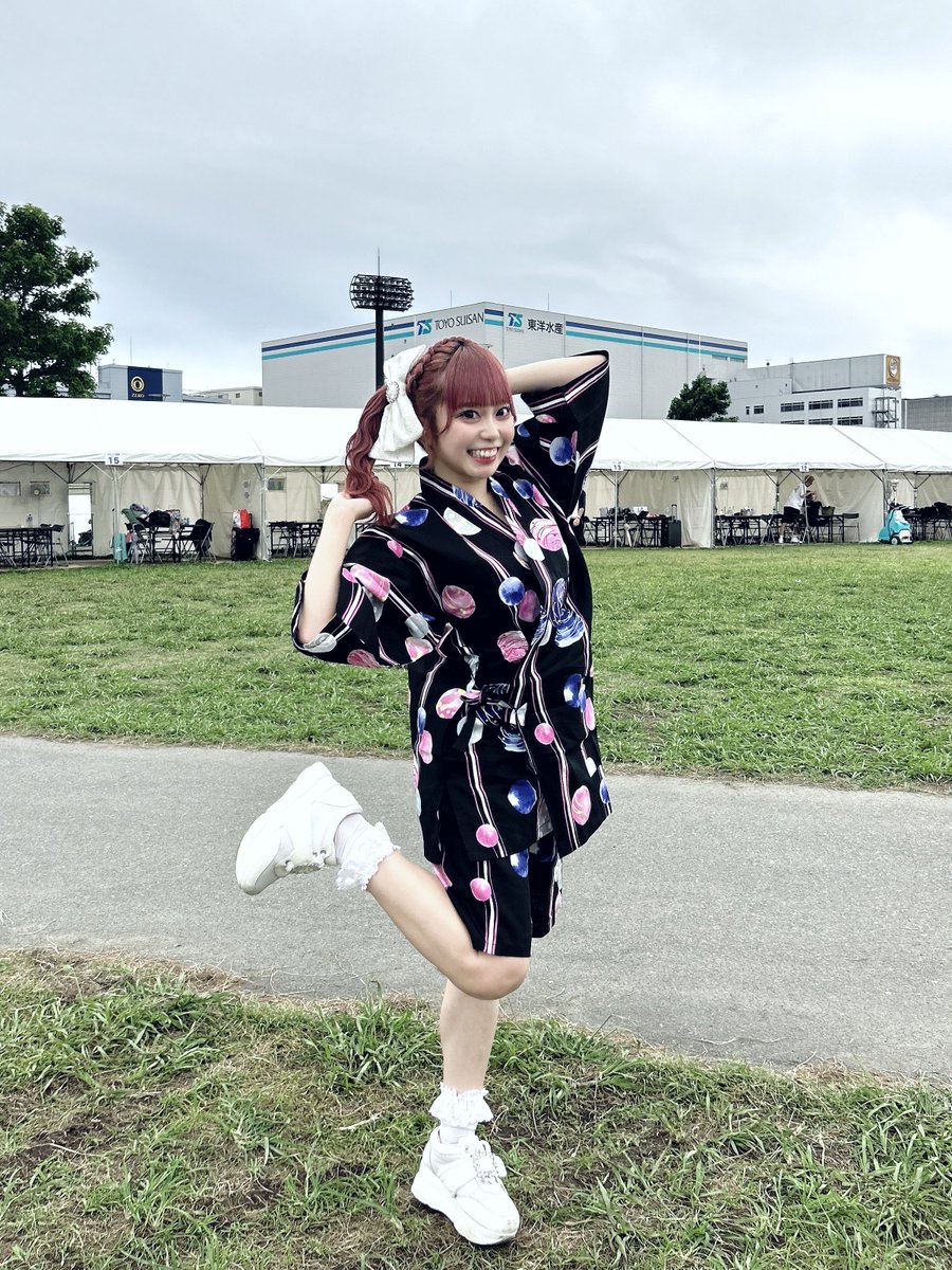 kuuso_yui's tweet photo. 23日甚平とアレンジ浪漫Tのチェキ会あります！

予約不要で時間内いつでも入場なのでぜひ予定の合間にも会いに来て〜！はなそ〜！
たぶんブルガさんと合同🫐

まだ夏感じれる！たのしみだ！みんなも甚平と浪漫T着てきて😙

昔着た甚平載せておくね>  ̫< https://t.co/MuGoU36cI3