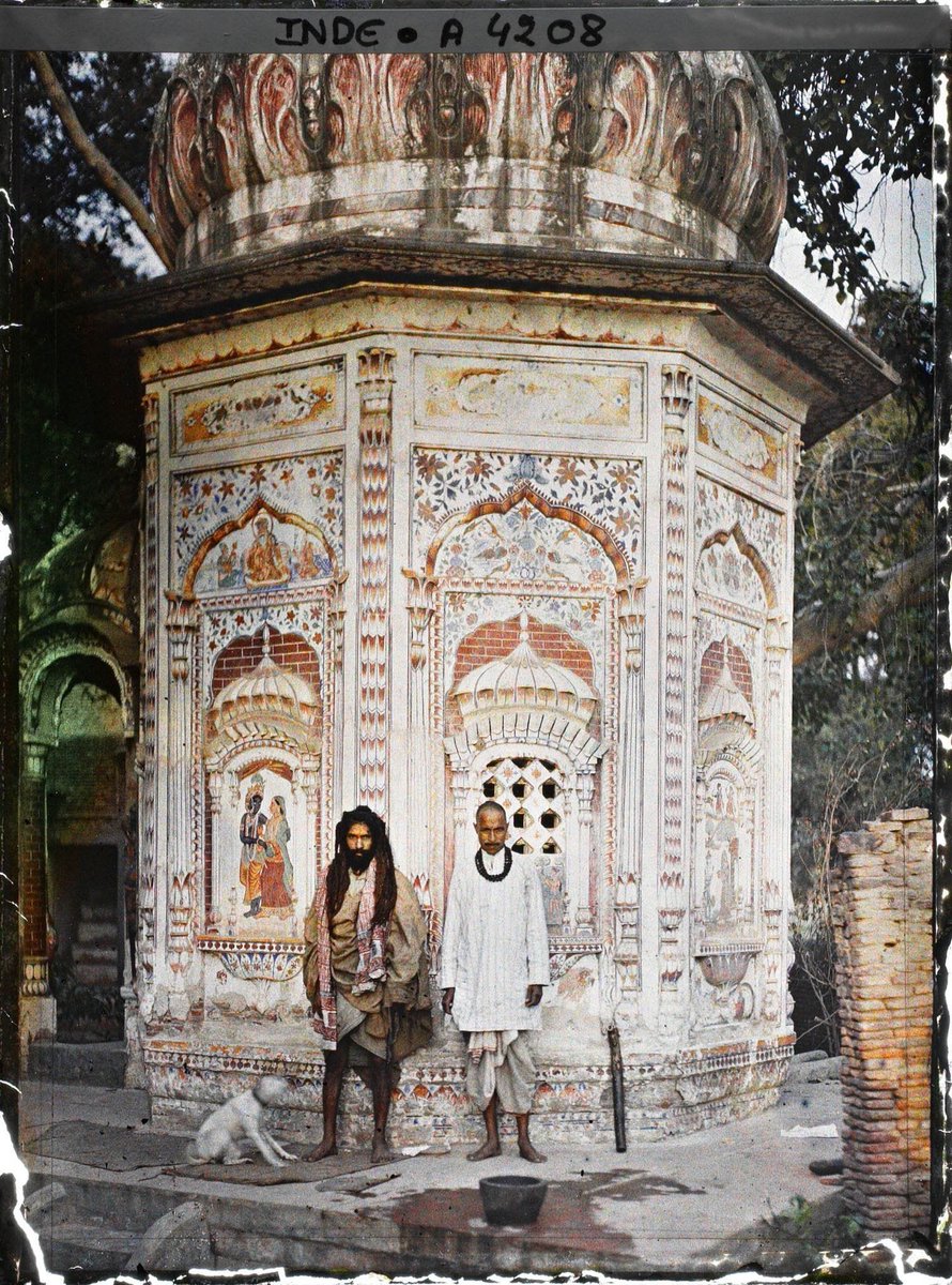 SamDalrymple123's tweet photo. Lahore, photographed in 1914, is a bustling hub where roughly one-third of the population was Hindu and Sikh. https://t.co/f6udB9m6wU
