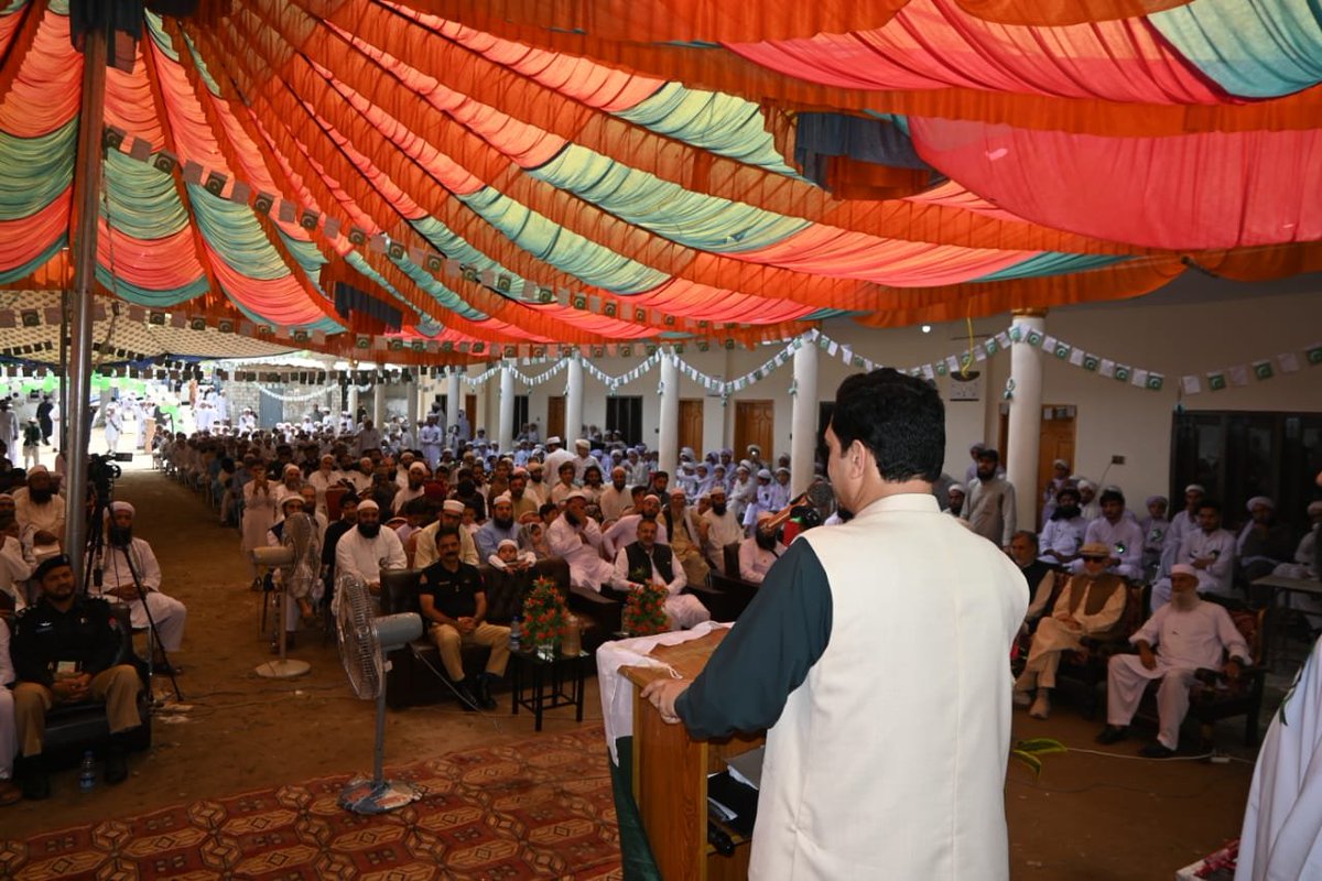dc_battagram's tweet photo. جامع کوثر القرآن مدرسہ بٹگرام میں یومِ آزادی کی شاندار تقریب 🇵🇰✨ https://t.co/Y9CKsV7lKn