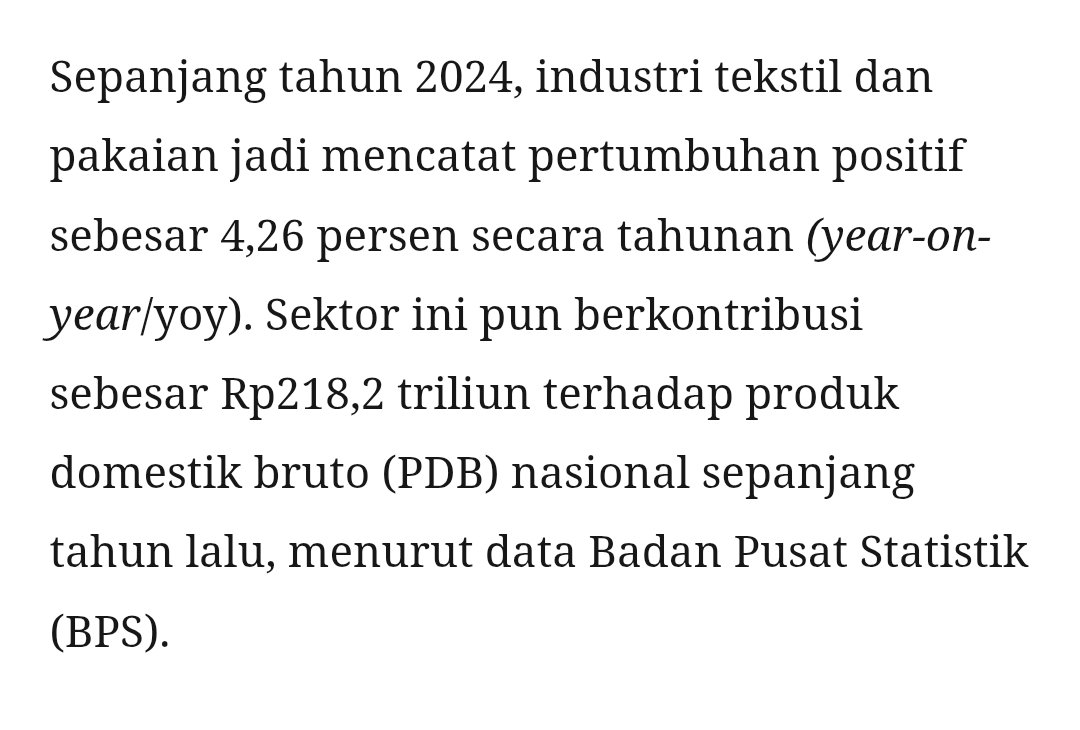 zhil_arf's tweet photo. "Tiap buruh harusnya dapat gaji Rp 7 juta per bulan" itu TIDAK REALISTIS kalau skalanya besar dan tanpa kebijakan industri.

Misal kita mau bikin populasi buruh bergaji Rp 7 jt / bulan sebanyak 20 juta orang. Berarti kita butuh pabrik-pabrik yang jika ditotal, harus bisa cetak cashflow Rp 140 T / bulan, atau Rp 1.680 T / tahun.

Kebijakan industri yang dibutuhkan, in turn, adalah penciptaan pabrik sebanyak 200 pabrik baru.

Gw ambil contoh pabrik PT Avia Avian di Jawa Timur yang mempekerjakan 10.000 orang dan menawarkan gaji 7jt. Kita butuh bikin 200 pabrik kayak gitu lagi. 

Kalau kita mau seluruh populasi pekerja di Indonesia (150 juta orang) mendapatkan gaji minimum Rp 7 jt / bulan, artinya butuh penciptaan ekonomi yang setara dengan membangun 15.000 pabrik baru, atau sekitar 8 kota Cikarang baru. Di Cikarang saat ini ada 2.000 pabrik.

Produksi barang yang dihasilkan 15.000 pabrik itu harus diserap supaya pabriknya dapat cashflow. Pada masa industrialisasi Asia Timur, ini gampang: ekspor aja ke negara-negara Barat. Langsung dibeli, langsung cashflow. 

Kalau rely ke pasar domestik ga mungkin cepat, karena siapa yang mau beli?? Harus cycle bikin 10 pabrik -> orang menjadi kaya dan bisa beli -> bikin 30 pabrik -> seterusnya. 

Masih sangat jauh banget.